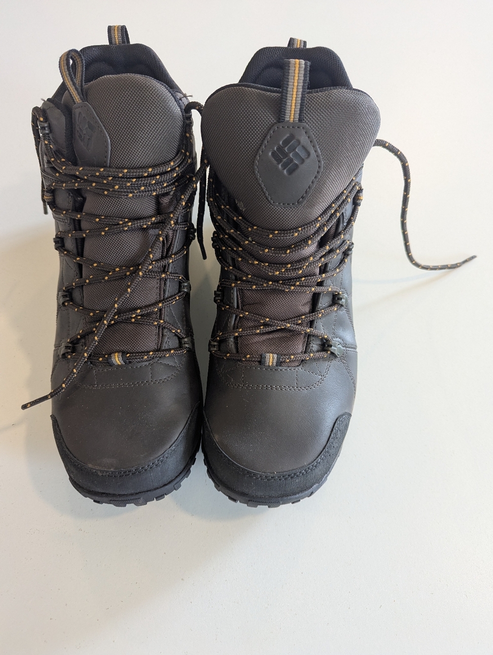 Columbia Newton Ridge Plus II Waterproof Hiking Boot Cordovan Mens 11 Brown